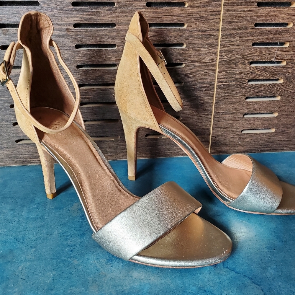Joie Jaclyn Two Tone gold Ankle Strap Nude Sandal 4" Heel Leather Sole - Picture 2 of 11